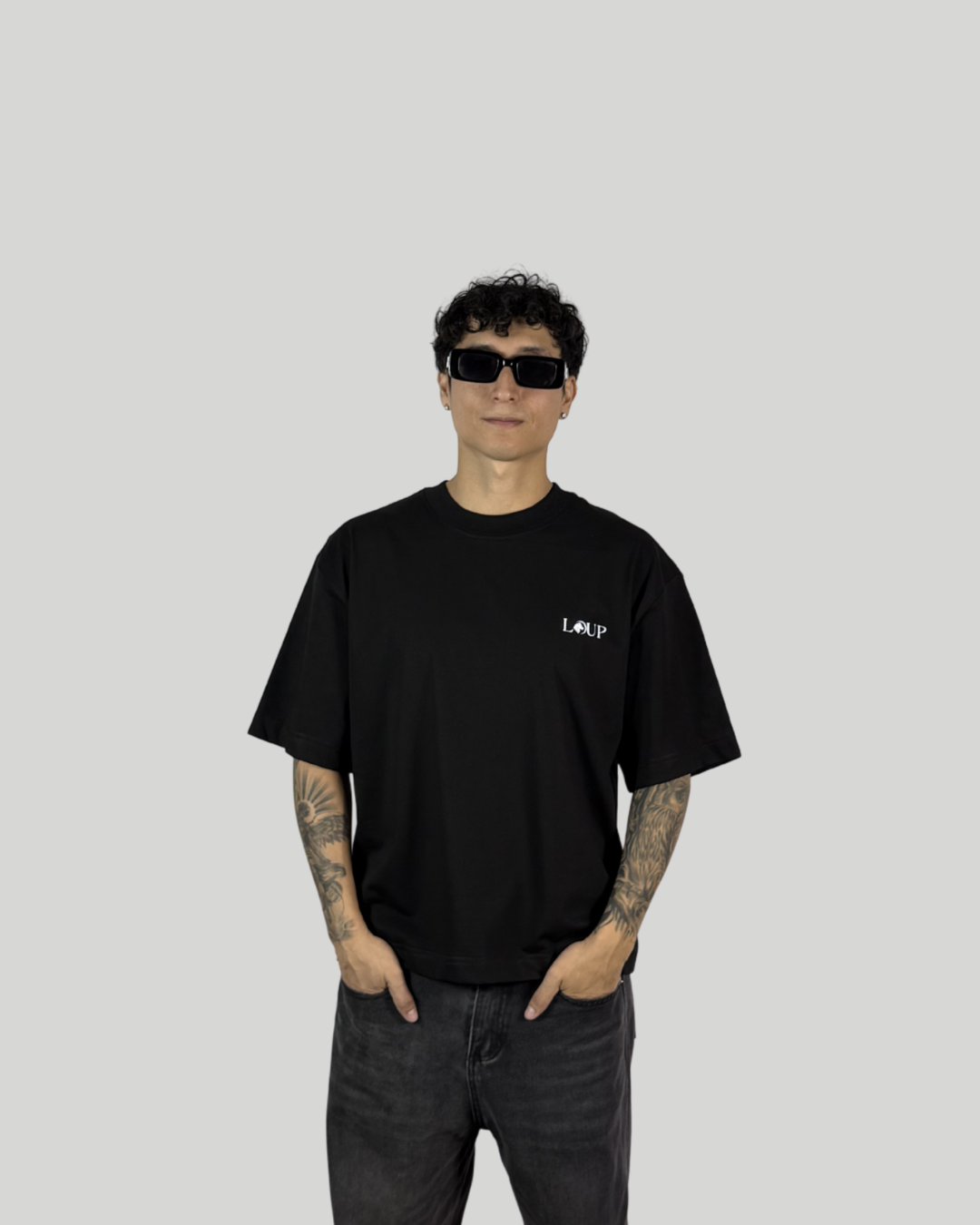 Polo Negro Oversize Fit Deity