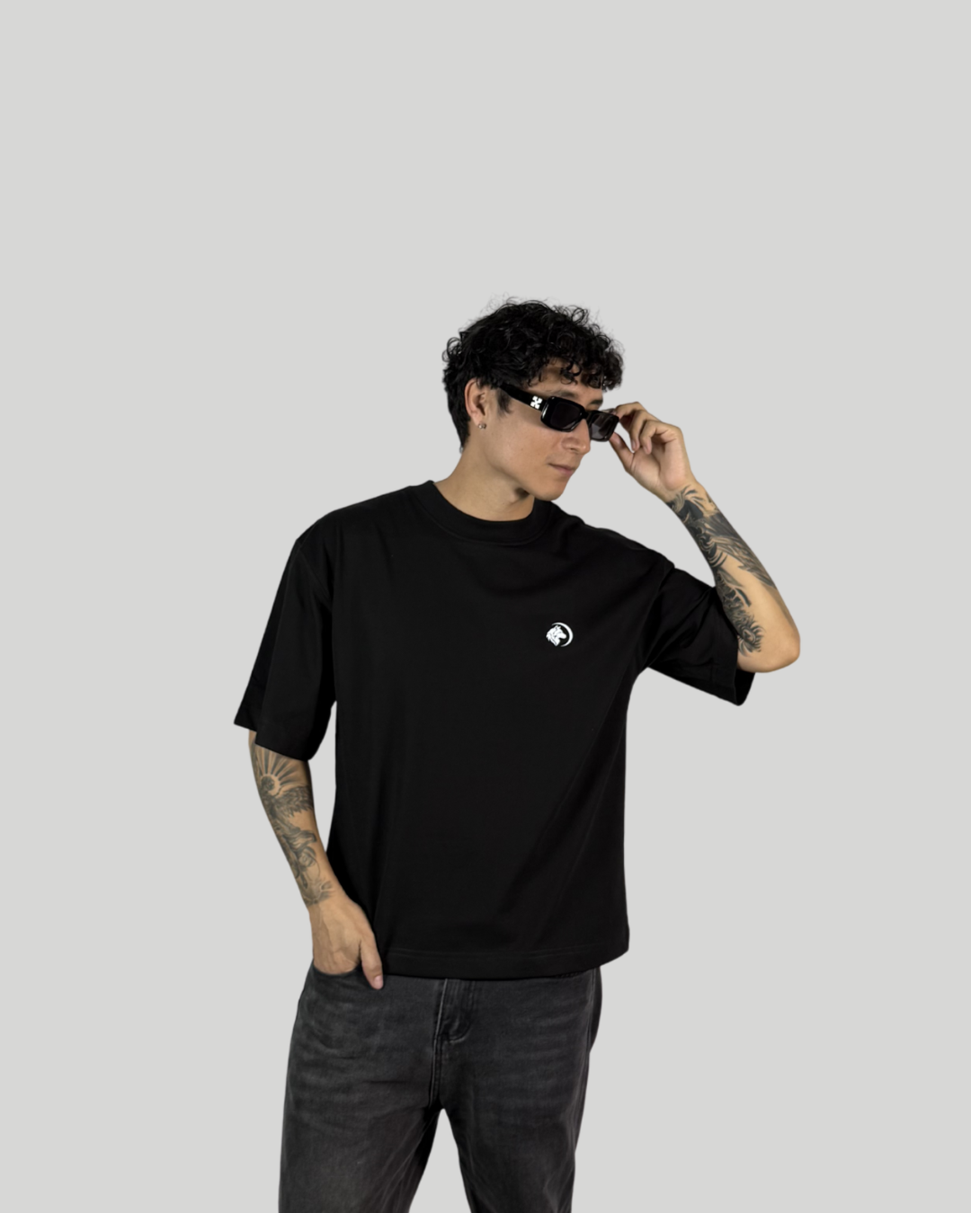 Polo Negro Boxy Fit Dollar